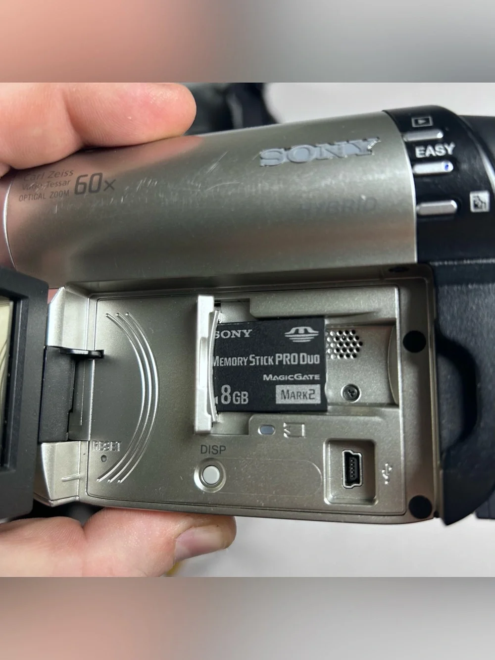 Sony DCR-DVD650 Mini DVD Handycam Tested Working Battery 8B Stick Bag Accessorie